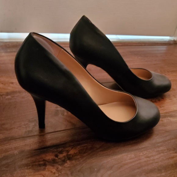 3 inch Black Leather High Heel - Picture 12 of 12